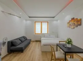 L&S House