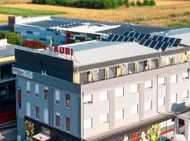 Kubi Hotel