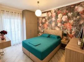 Luxury & Modern Apartment