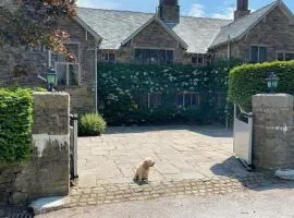 6 Bed in Stockport oc-94526