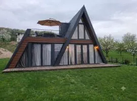 Breeze Cabin كوخ النسيم