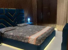 1,2,3,4 Retreat modern furnished house apartments-Dominion Accommodation