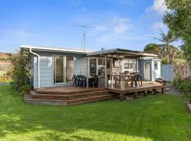 Coastal Hideaway - Waipu Cove Holiday Home
