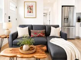 Private 1.5BR Guesthouse W/ Private Patio!