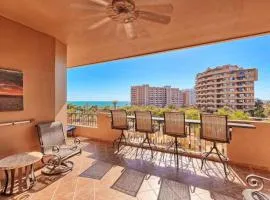 Bella Sirena 305-A - Elegant Oceanview Condo on Beachfront Resort