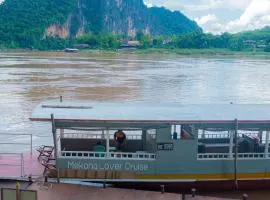 2 days Mekong cruise package with Mekong Lover Cruise from Houay Xay to Luang Prabang or Mekong cruise from Luang Prabang to Huay Xai - Thailand