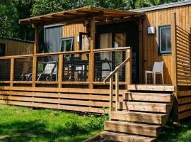 Mobil-home avec terrasse - 6 pers. - API-1-52-2978