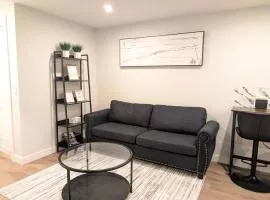 Brand New Cozy Guest Suite in Calgary