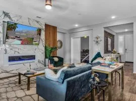 Lovely Pool home Sunken Firepit,Gym, Karaoke, EV