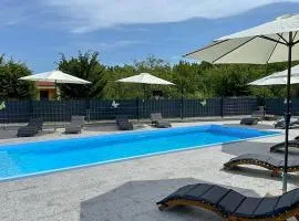 Lovely Apartment In Opric With Swimming Pool