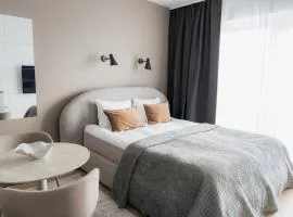 Cozy Top Floor Studio - Ailo Apartments