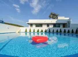 Geoje Forest-Morning Spa Pension