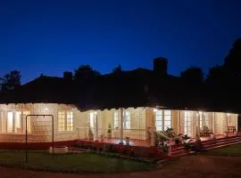 The Hundred House - Colonial Bungalow- Wayanad