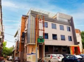 Hotel Golden Grand - A Corporate Suite Near Sector 62 Noida