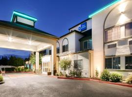 Best Western Woodland Inn، فندق بيست ويسترن في وودلاند