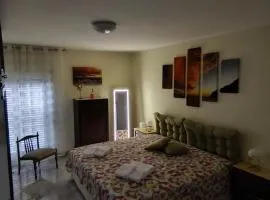 Franca la Sarta House