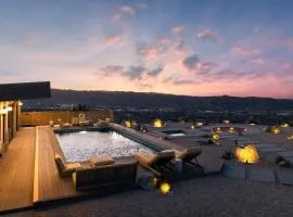 Rattlesnake Ranch - Hollywood Retreat w PoolViews
