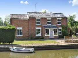 Riverside - Ukc2296
