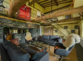 Shenako Chalet