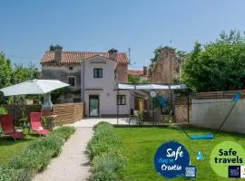 Holiday Home Typisch istrisches Steinhaus Brnistra in Rakalj by Interhome