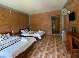 Nắng Homestay