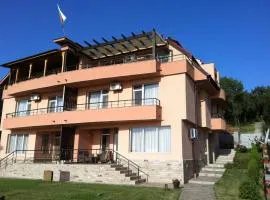 Villa Smokinya