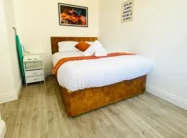 Spacious Rooms in Southsea Portsmouth with Free Parking