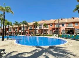 Santa Maria N - Shared Pool - 8 Guests - Albufeira