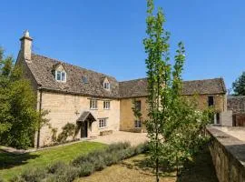 Almsbury Farmhouse
