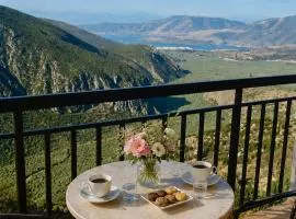 Acropole Delphi City Hotel