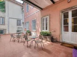 Apartamento em Sintra com 5 quartos e pátio - Até 10 hóspedes