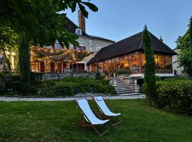 Logis Hostellerie la Chaumière, hôtel à Arsonval