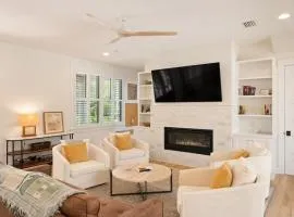Luxury East Beach Vacation Rental with Private Pool, Sleeps 13, Astin Cottage