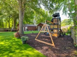 Home w/ Hot Tub, Playset & Grills in Clarksville!