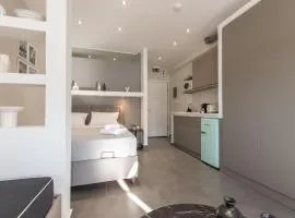 Sea & City View terrace 1
