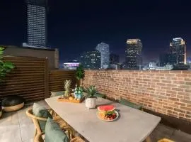 LUX Suite Rooftop Pool Workspace Games Hotel