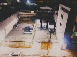 Hotel Gran Solar Com estacionamento para Caminhão com ponto de tomada para baú frigorífico