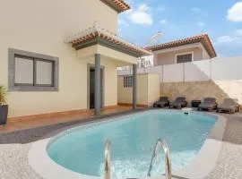 Casa Amarela With Heated Pool & Games Area