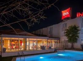 ibis Arles