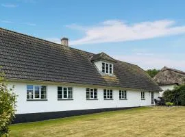 Awesome Home In Humble With Wifi