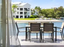 Driftwood 6 Private Beach Stay