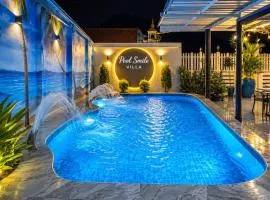 Pool Smile Villa