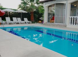 Hideaway 2, מלון בפאטהיה