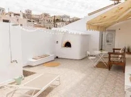 Emerald Courtyard House