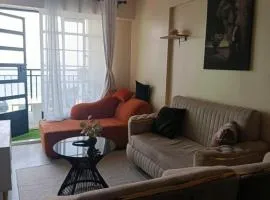 Ivory Suite - Spacious 2Bedroom Apartment with Balcony