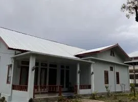 Ganus Homestay by Paullengor