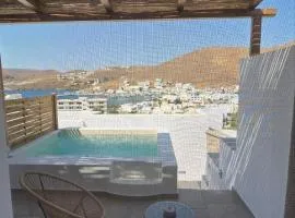 Viewport Suites Kythnos με ιδιωτικα πισινακια-τζακουζι