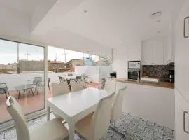 AS21778- Magnifique P3 avec terrasse au cœur du Centre ville dans une maison de caractère