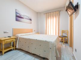 Olympia Ronda Hostel, помешкання типу "ліжко та сніданок" у місті Ел-Пуч