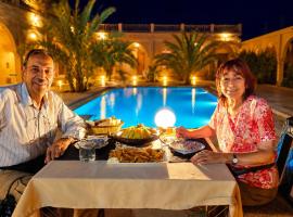 Viesnīca Auberge Akabar Merzouga pilsētā Merzuga